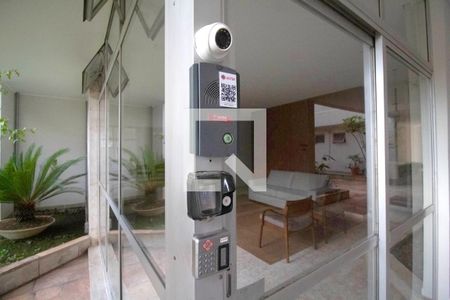 Apartamento à venda com 110m², 3 quartos e 1 vaga Apartamento à venda com 110m², 3 quartos e 1 vagaÁrea comum