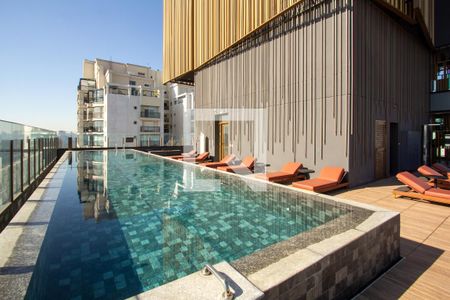 Studio à venda com 27m², 1 quarto e sem vagaÁrea comum - Piscina