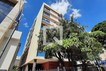 Apartamento à venda com 94m², 2 quartos e 1 vaga Apartamento à venda com 94m², 2 quartos e 1 vagaFachada