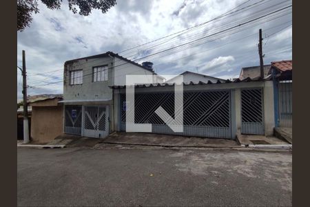 Casa à venda com 400m², 5 quartos e 5 vagas Casa à venda com 400m², 5 quartos e 5 vagasFachada