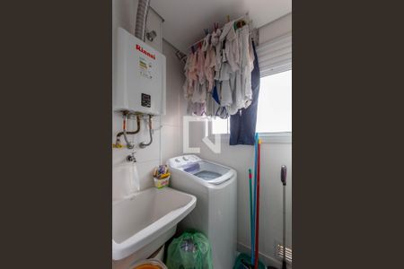 Apartamento à venda com 65m², 3 quartos e 2 vagas Apartamento à venda com 65m², 3 quartos e 2 vagasÁrea de Serviço