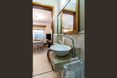 Casa à venda com 160m², 4 quartos e 3 vagasLavabo