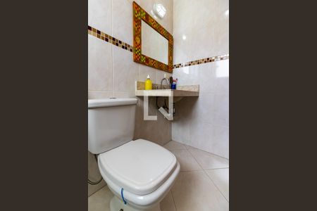 Casa à venda com 160m², 4 quartos e 3 vagasBanheiro da Suíte 2