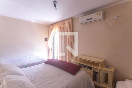 Casa à venda com 362m², 4 quartos e 6 vagasSuíte 2