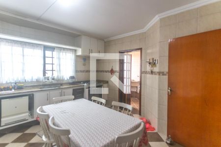 Casa à venda com 362m², 4 quartos e 6 vagasCozinha