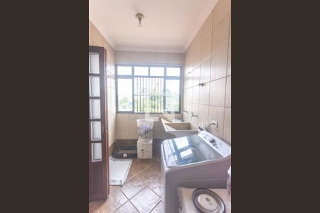 Casa à venda com 362m², 4 quartos e 6 vagasÁrea de serviço