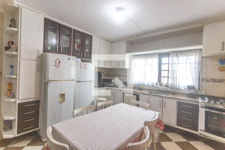 Casa à venda com 362m², 4 quartos e 6 vagasCozinha