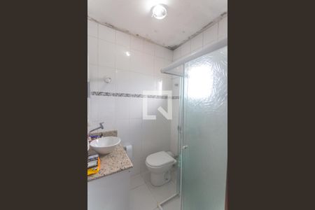 Casa à venda com 362m², 4 quartos e 6 vagasBanheiro suíte 1