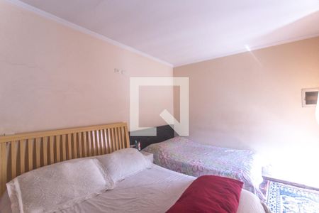 Casa à venda com 362m², 4 quartos e 6 vagasSuíte 2