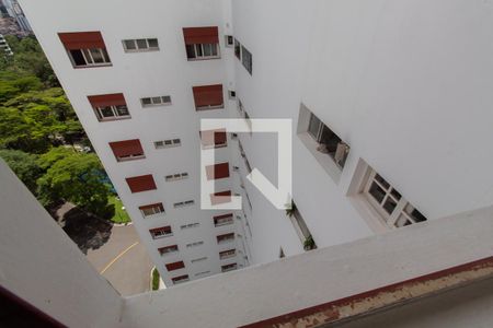 Apartamento à venda com 210m², 2 quartos e 2 vagas Apartamento à venda com 210m², 2 quartos e 2 vagasVista do Escritório