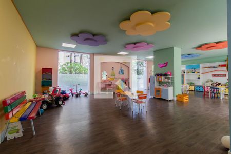 Apartamento à venda com 210m², 2 quartos e 2 vagas Apartamento à venda com 210m², 2 quartos e 2 vagasBrinquedoteca