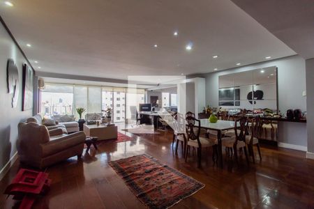 Sala de apartamento à venda com 2 quartos, 210m² em Vila Suzana, São Paulo