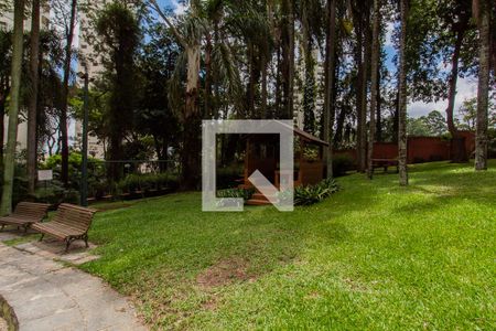 Apartamento à venda com 210m², 2 quartos e 2 vagas Apartamento à venda com 210m², 2 quartos e 2 vagasÁrea comum - Playground