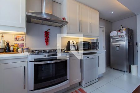 Apartamento à venda com 210m², 2 quartos e 2 vagas Apartamento à venda com 210m², 2 quartos e 2 vagasCozinha