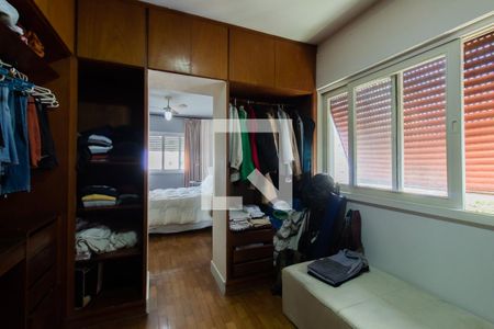 Apartamento à venda com 210m², 2 quartos e 2 vagas Apartamento à venda com 210m², 2 quartos e 2 vagasCloset da suíte