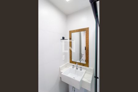 Studio à venda com 27m², 1 quarto e sem vaga Studio à venda com 27m², 1 quarto e sem vagaBanheiro Social