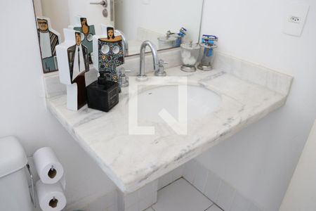 Apartamento para alugar com 140m², 3 quartos e 3 vagas Apartamento para alugar com 140m², 3 quartos e 3 vagasDetalhe do banheiro