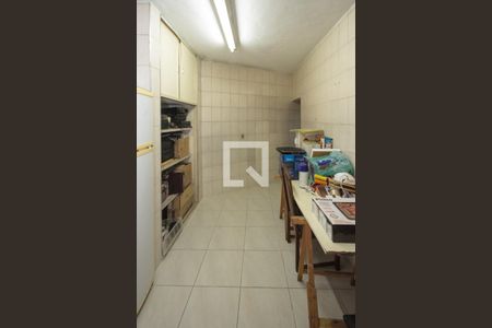 Casa à venda com 117m², 3 quartos e 2 vagas Casa à venda com 117m², 3 quartos e 2 vagasCozinha da edícula