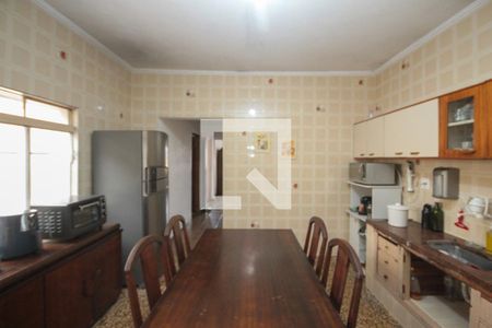 Casa à venda com 117m², 3 quartos e 2 vagas Casa à venda com 117m², 3 quartos e 2 vagasCozinha