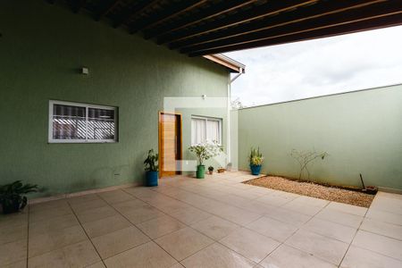 Casa à venda com 116m², 3 quartos e 2 vagasGaragem
