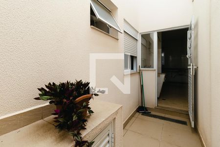 Casa à venda com 116m², 3 quartos e 2 vagasCorredor
