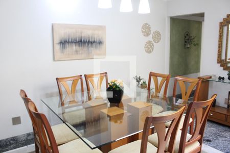 Casa à venda com 398m², 3 quartos e 4 vagasSala de jantar - foto 2