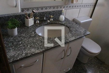 Casa à venda com 398m², 3 quartos e 4 vagasDetalhe- Banheiro suíte 2- Pia