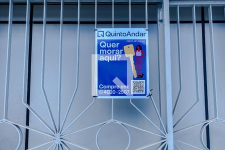 Casa à venda com 174m², 2 quartos e 2 vagas Casa à venda com 174m², 2 quartos e 2 vagasplaca