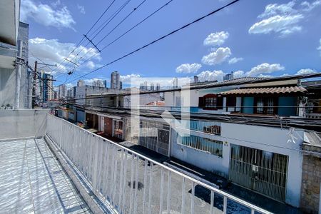 Casa à venda com 174m², 2 quartos e 2 vagas Casa à venda com 174m², 2 quartos e 2 vagasÁrea Externa