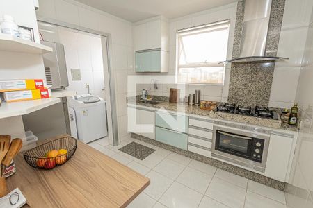 Apartamento para alugar com 72m², 2 quartos e 2 vagas Apartamento para alugar com 72m², 2 quartos e 2 vagasCozinha