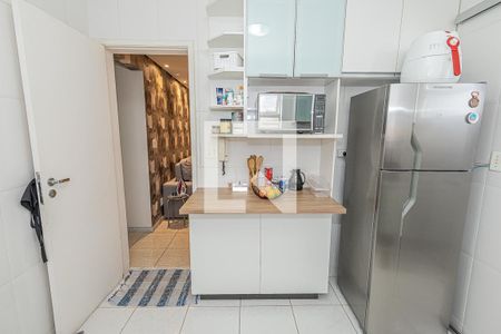 Apartamento para alugar com 72m², 2 quartos e 2 vagas Apartamento para alugar com 72m², 2 quartos e 2 vagasCozinha