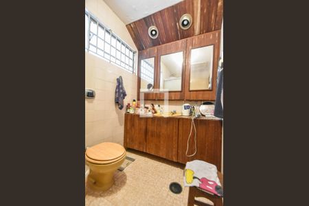 Casa à venda com 162m², 3 quartos e 3 vagasBanheiro 01