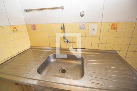 Apartamento à venda com 48m², 2 quartos e sem vaga Apartamento à venda com 48m², 2 quartos e sem vagaCozinha - Torneira