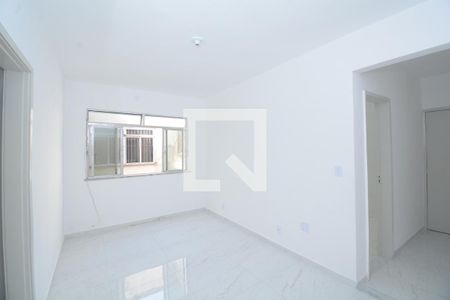 Sala de apartamento à venda com 2 quartos, 70m² em Cordovil, Rio de Janeiro