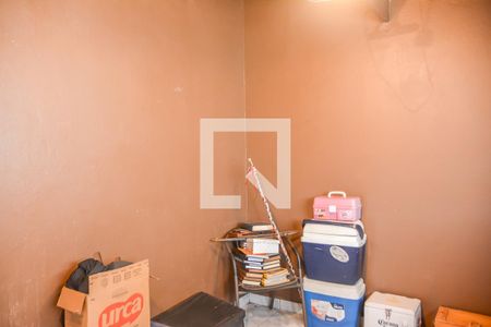 Casa à venda com 153m², 2 quartos e 2 vagasQuarto de Serviço