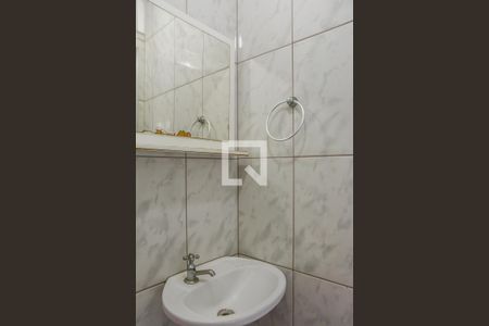 Casa à venda com 153m², 2 quartos e 2 vagasBanheiro de serviço