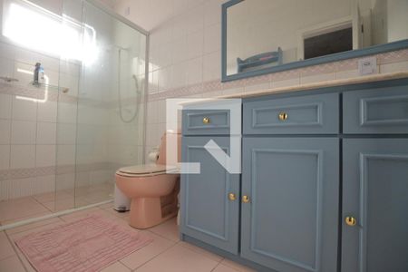 Casa à venda com 330m², 4 quartos e 3 vagasBanheiro