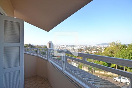 Casa à venda com 330m², 4 quartos e 3 vagasVista