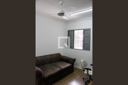 Casa à venda com 256m², 3 quartos e 4 vagas Casa à venda com 256m², 3 quartos e 4 vagasQUARTO 3