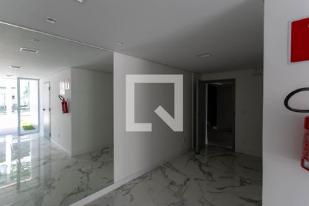 Apartamento à venda com 135m², 4 quartos e 4 vagas Apartamento à venda com 135m², 4 quartos e 4 vagasHall de Entrada