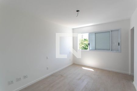 Apartamento à venda com 135m², 4 quartos e 4 vagas Apartamento à venda com 135m², 4 quartos e 4 vagasQuarto Suíte 2