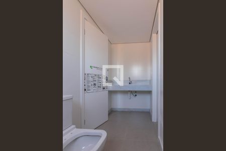 Apartamento à venda com 135m², 4 quartos e 4 vagas Apartamento à venda com 135m², 4 quartos e 4 vagasBanheiro da Semi Suite