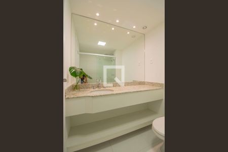 Studio à venda com 27m², 1 quarto e 1 vaga Studio à venda com 27m², 1 quarto e 1 vagaBanheiro