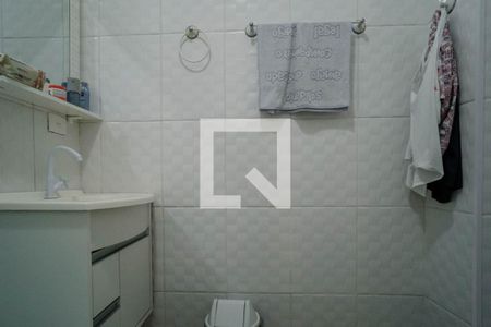 Casa à venda com 180m², 3 quartos e 2 vagasBanheiro