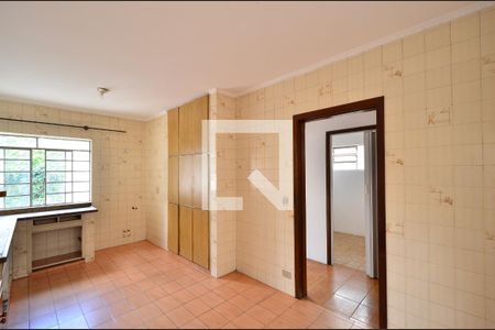 Casa à venda com 240m², 3 quartos e 3 vagasCozinha