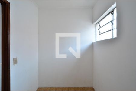 Casa à venda com 240m², 3 quartos e 3 vagasQuarto de Serviço