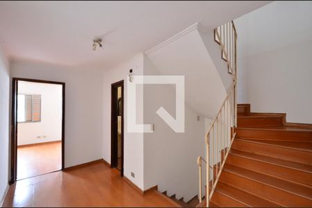 Casa à venda com 240m², 3 quartos e 3 vagasHall