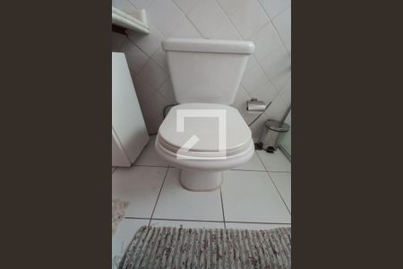 Casa à venda com 200m², 4 quartos e 3 vagasDetalhe do banheiro