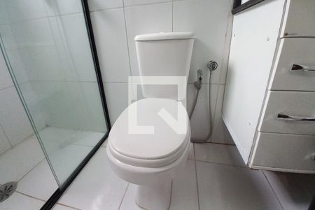 Casa à venda com 200m², 4 quartos e 3 vagasDetalhe do banheiro