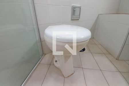 Casa à venda com 200m², 4 quartos e 3 vagasDetalhe do banheiro